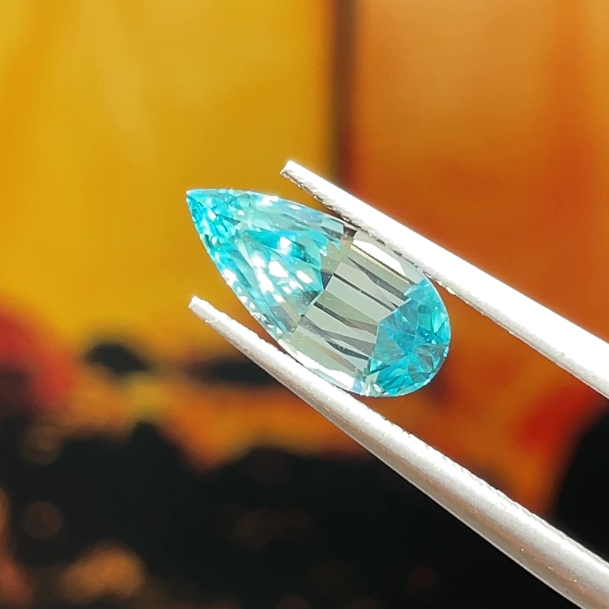 2.76 ct Blue Zircon from Cambodia, precision cut, face-up, view 9