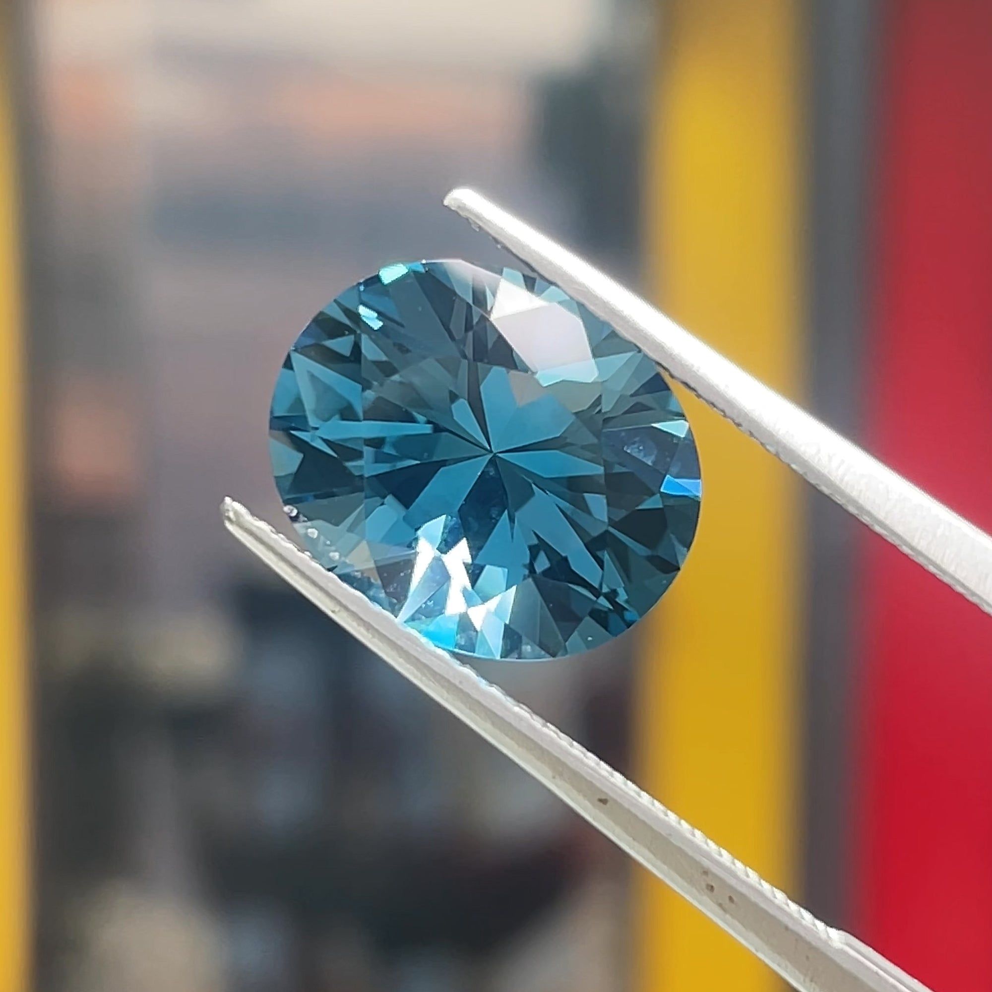 4.82 ct London Blue Topaz, precision cut, face-up, view 7