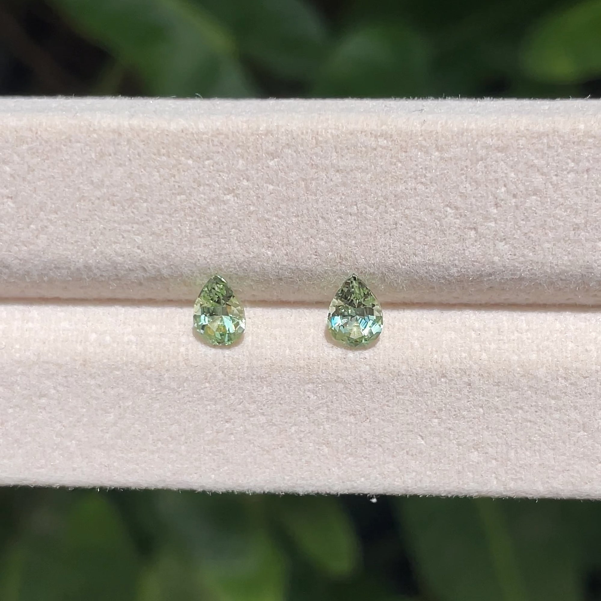 1.28 ct Merelani Mint Garnet Matching Pair from Tanzania, precision cut, face-up, view 9