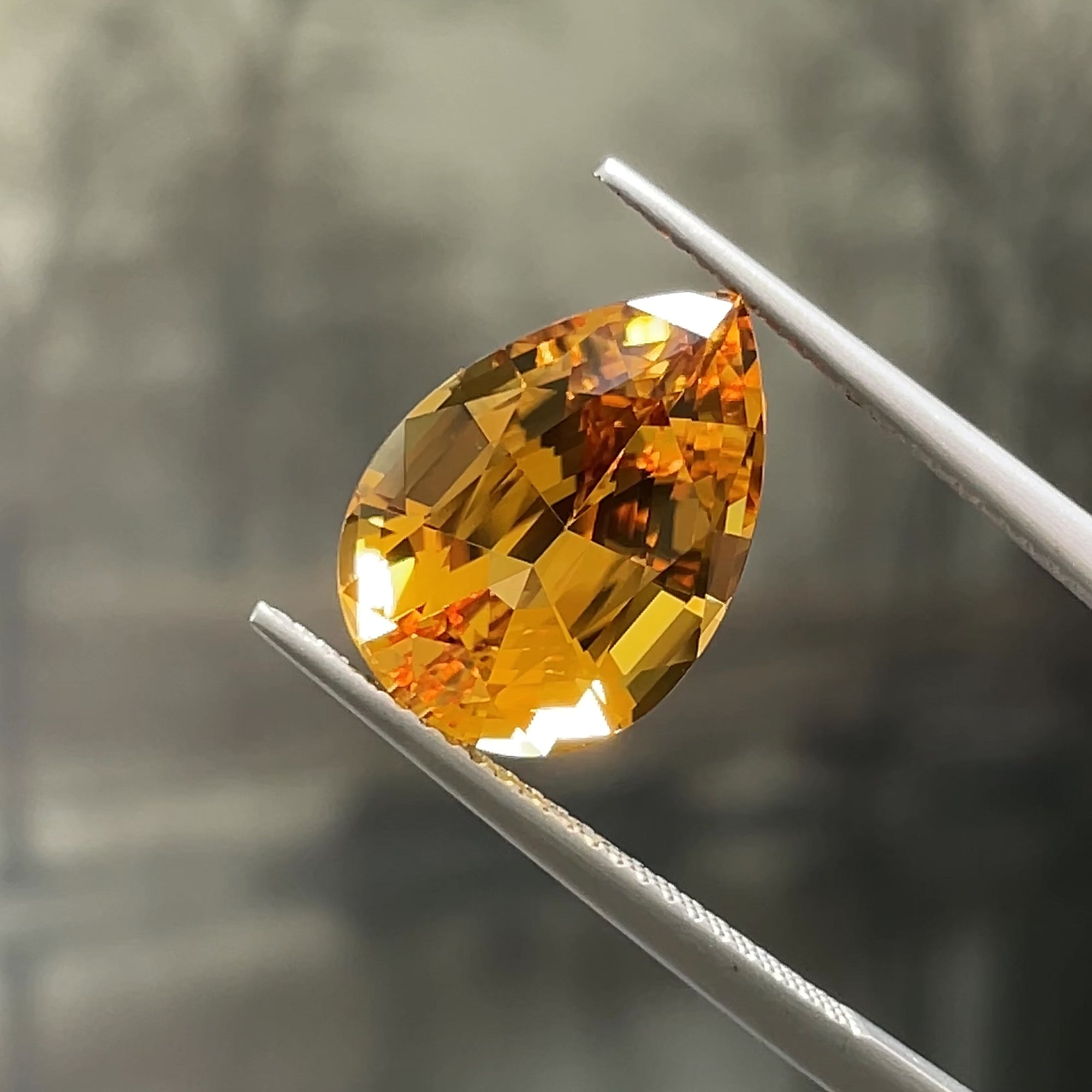 5.43 ct Heliodor from Brazil, precision cut, face-up, view 9