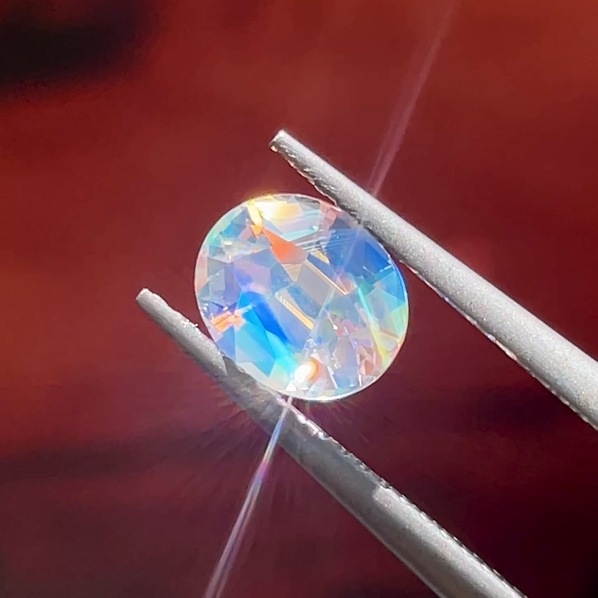 1.16 ct Rainbow Moonstone from Madagascar, precision cut, view 8