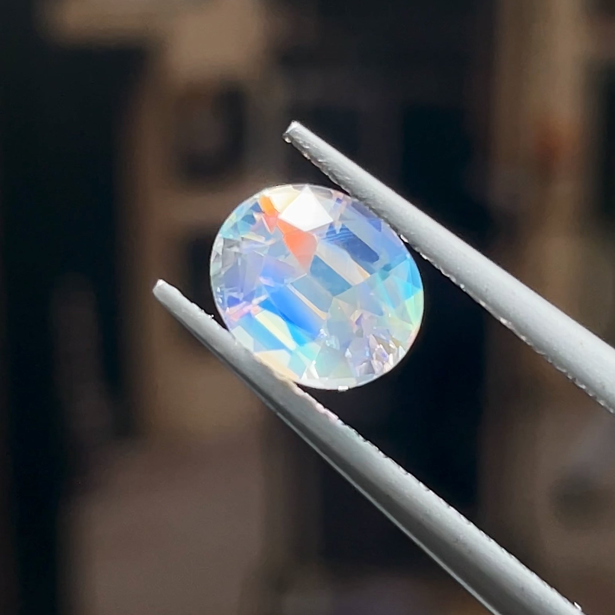 1.16 ct Rainbow Moonstone from Madagascar, precision cut, view 9