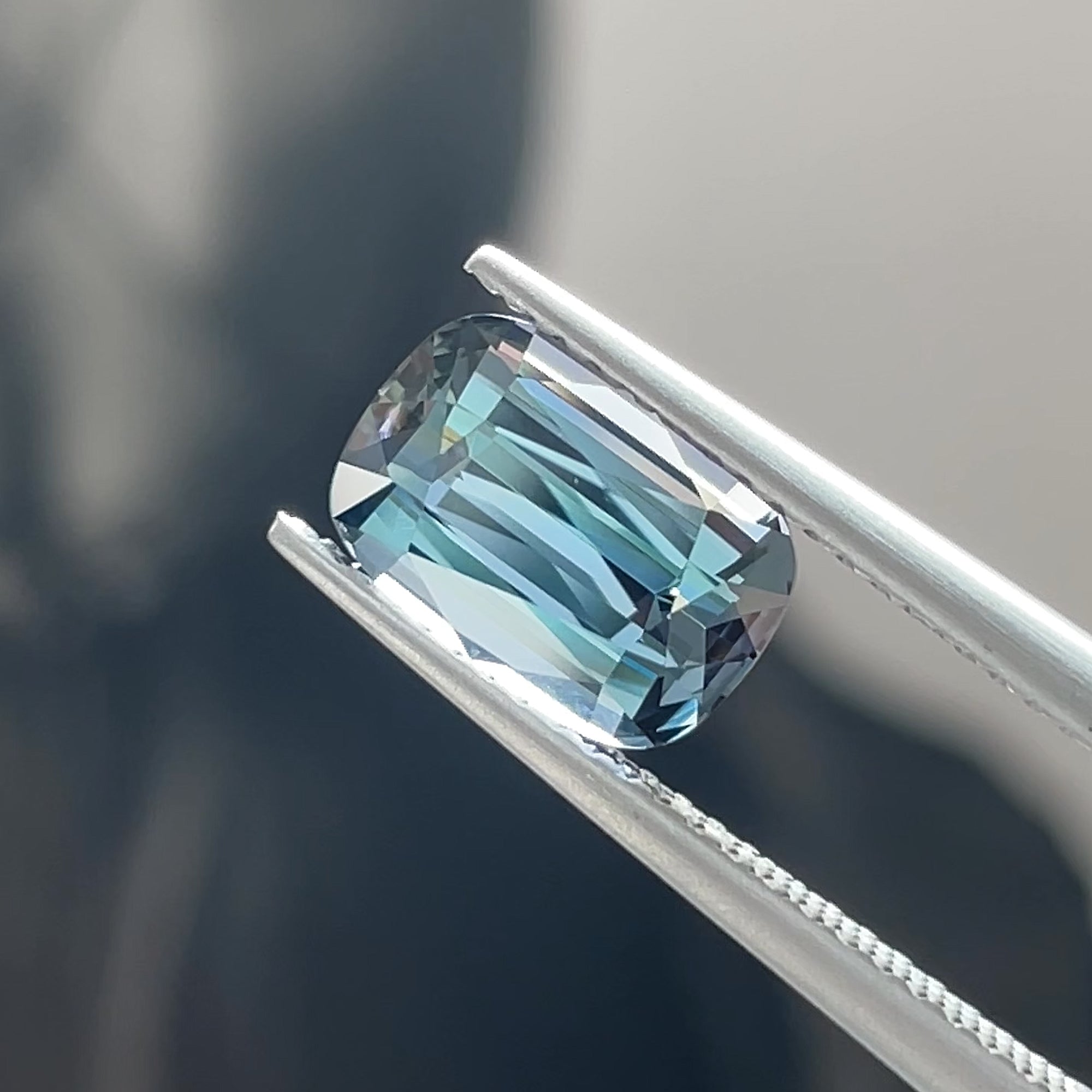 2.54 ct Mermaid Tanzanite, precision cut, face-up, view 11