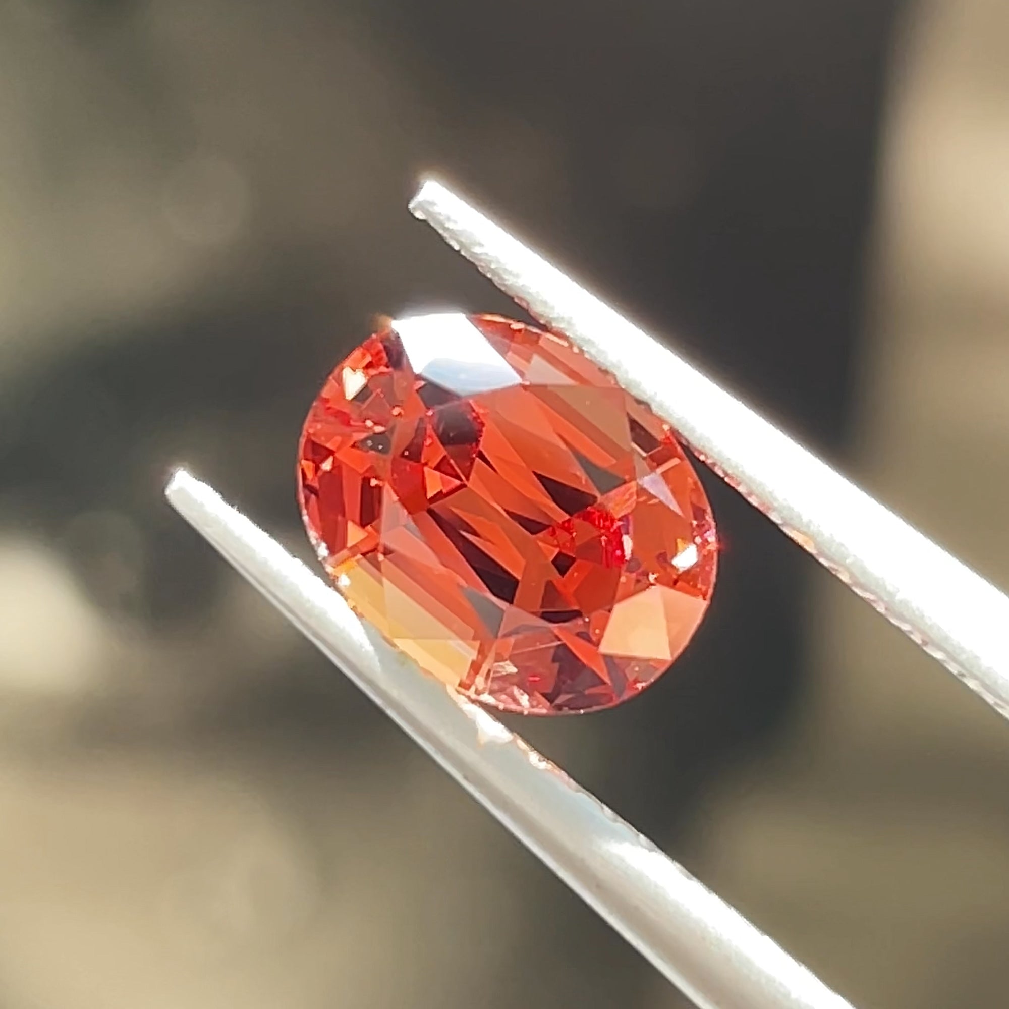 1.93 ct Orangey Red Malaya Garnet from Umba, precision cut, view 9