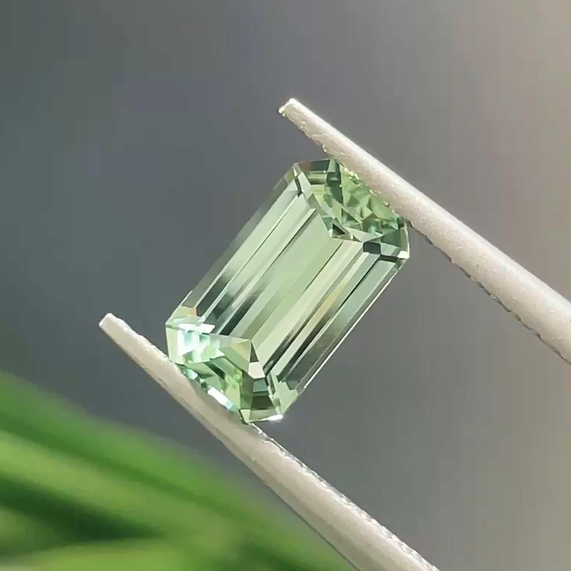 1.17 ct Mint Tourmaline from Congo, precision cut, view 10