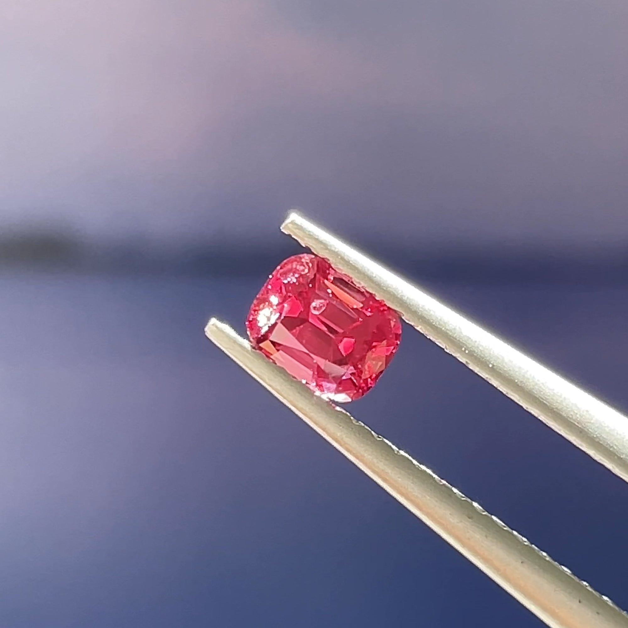 0.49 ct Mahenge Spinel from Tanzania, precision cut, view 5