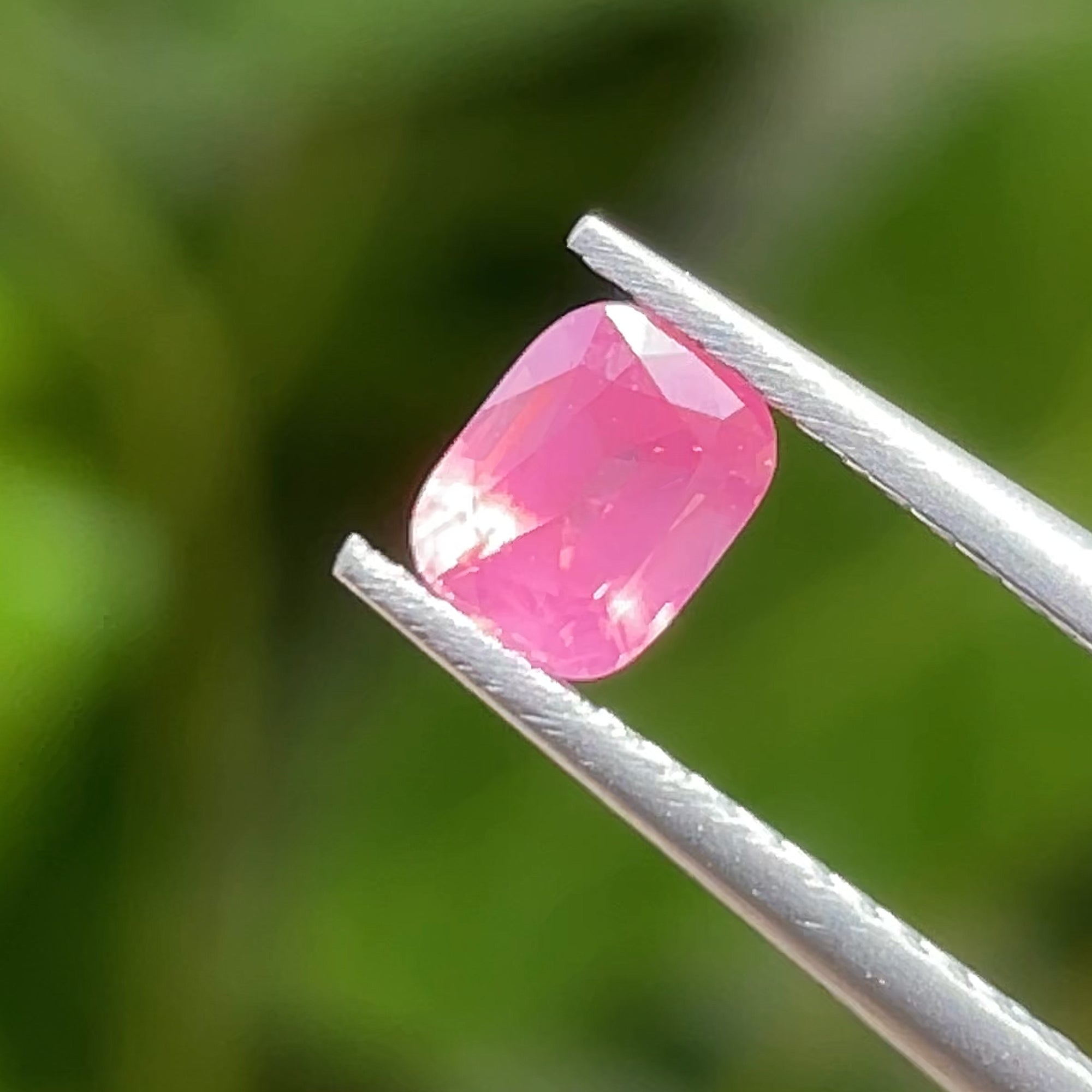 0.61 ct Milky Mahenge Spinel from Tanzania, precision cut, face-up, view 8