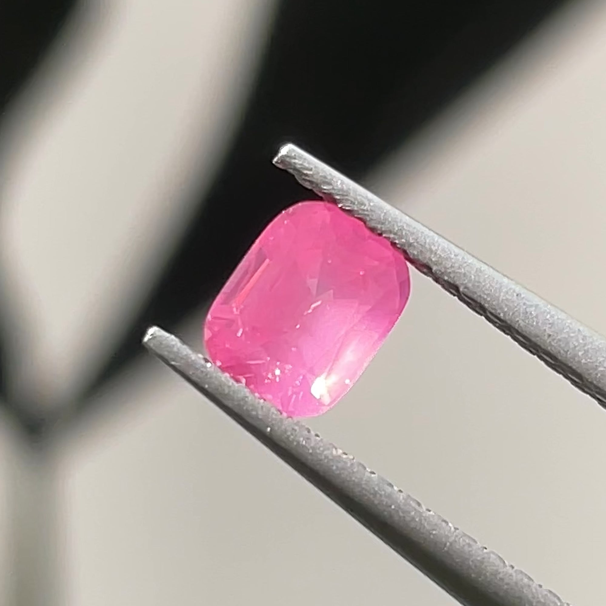 0.61 ct Milky Mahenge Spinel from Tanzania, precision cut, face-up, view 10