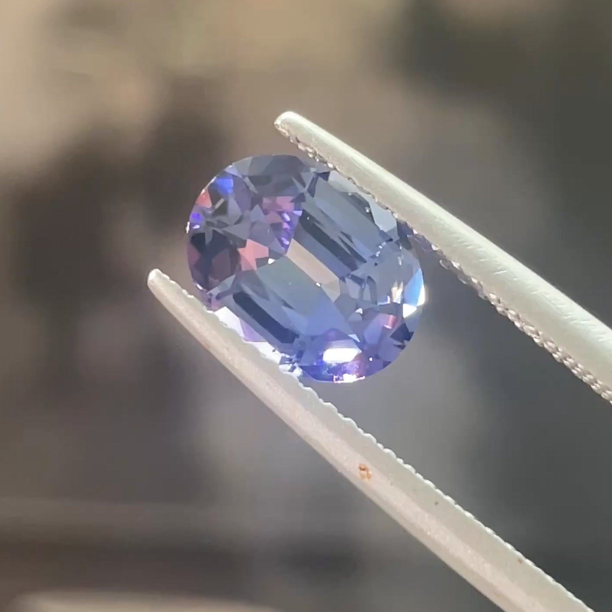 1.82 ct Unheated Peacock Tanzanite 🇹🇿