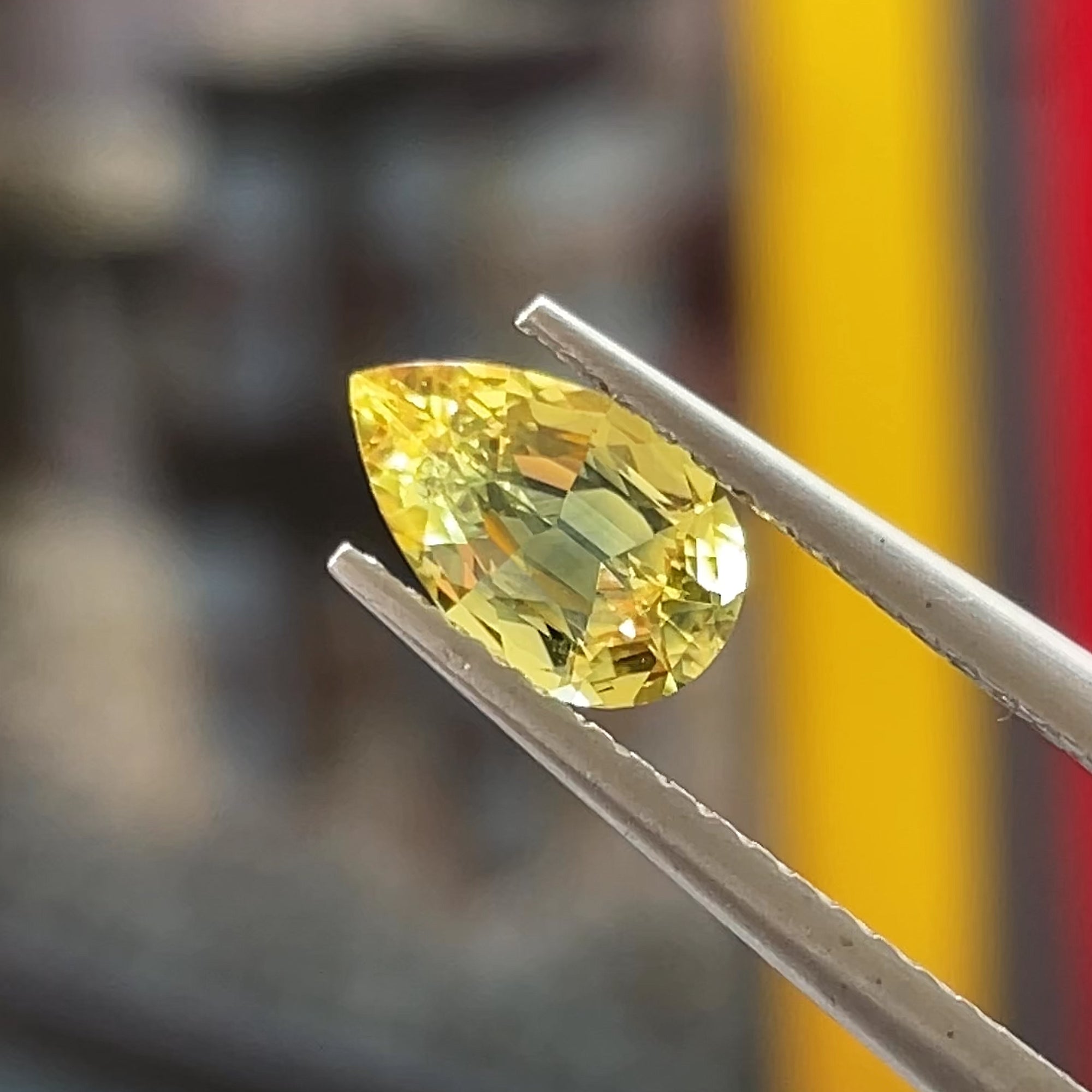 0.77 ct Unheated Yellow Parti Sapphire from Australia 🇦🇺