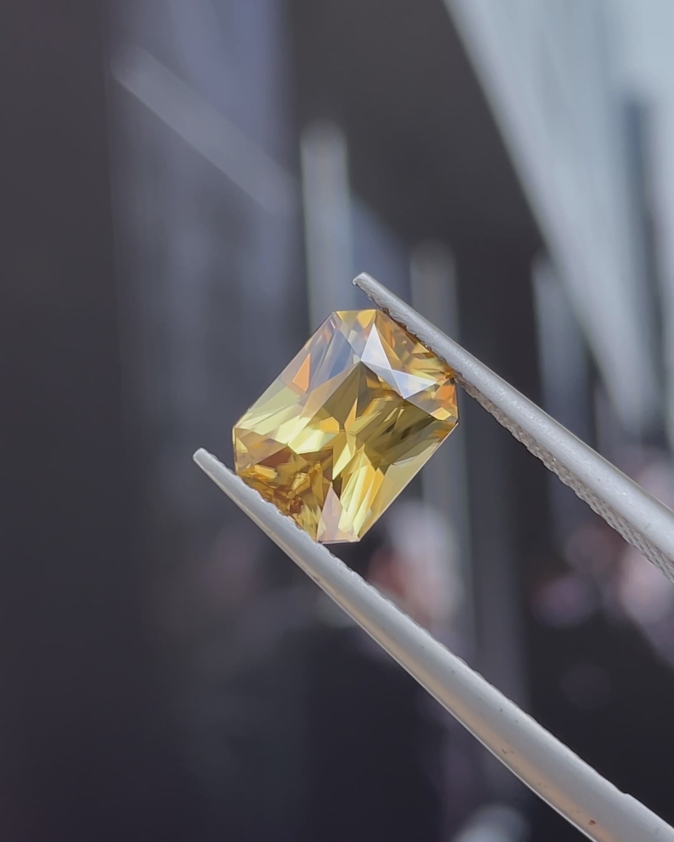 2.96 ct Radiant Golden Zircon