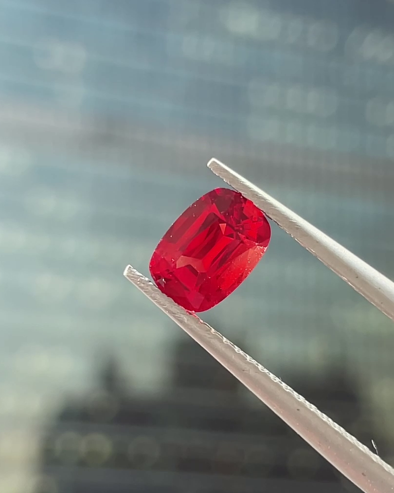 0.83 ct Red Sunstone from Congo 🇨🇩