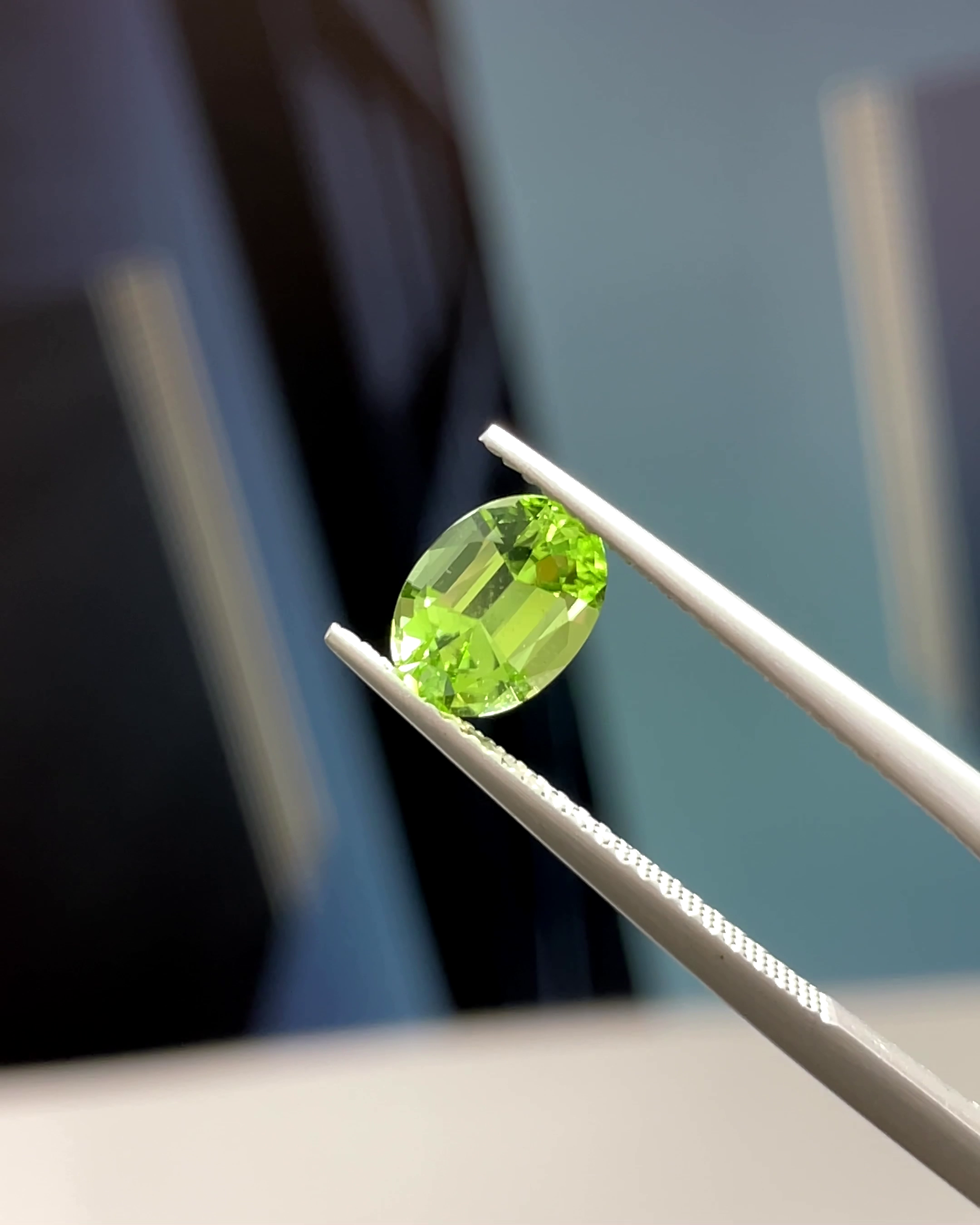 1.41 ct Apple Green Peridot from Pakistan π΅π°