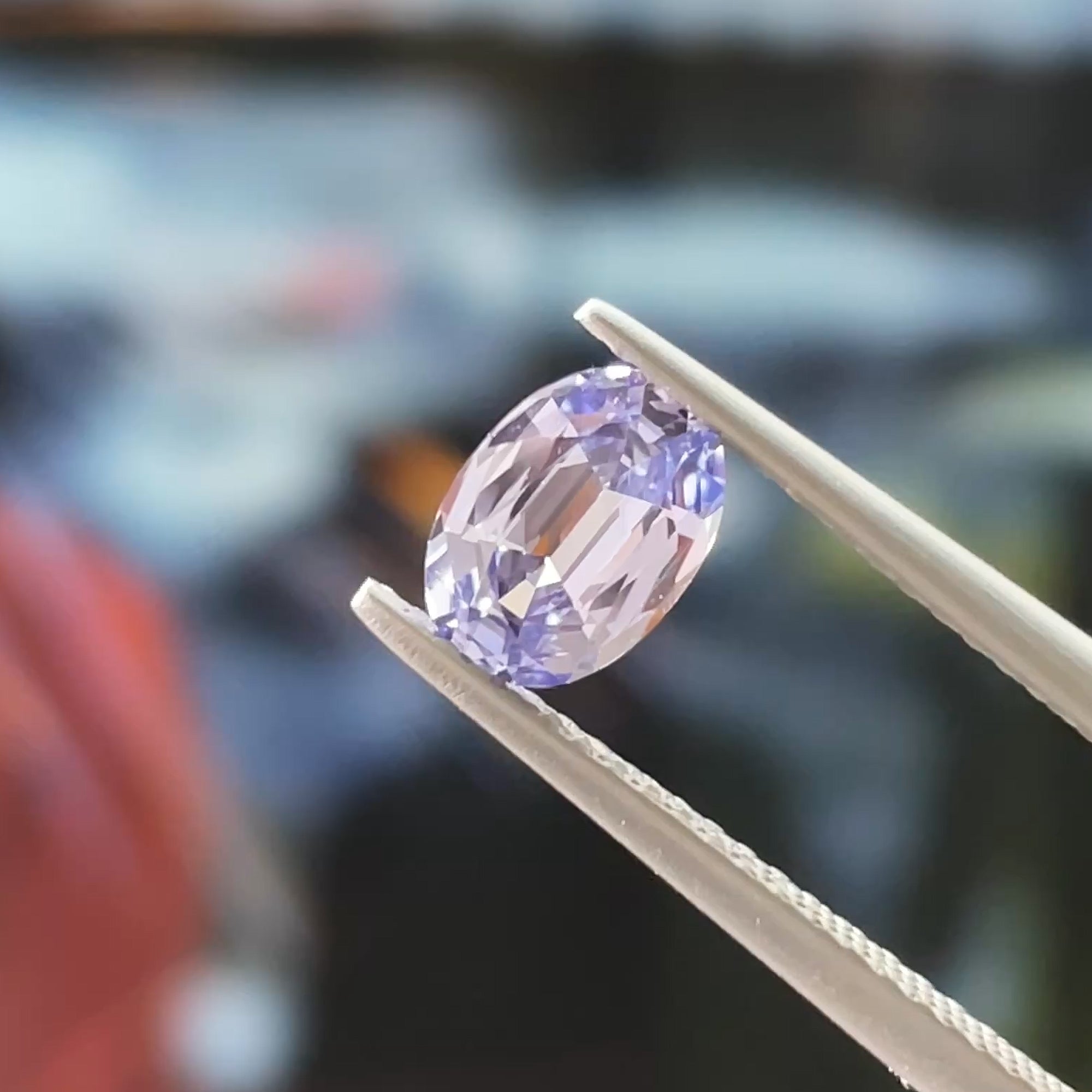 0.94 ct Color-Shift Sapphire from Sri Lanka 🇱🇰