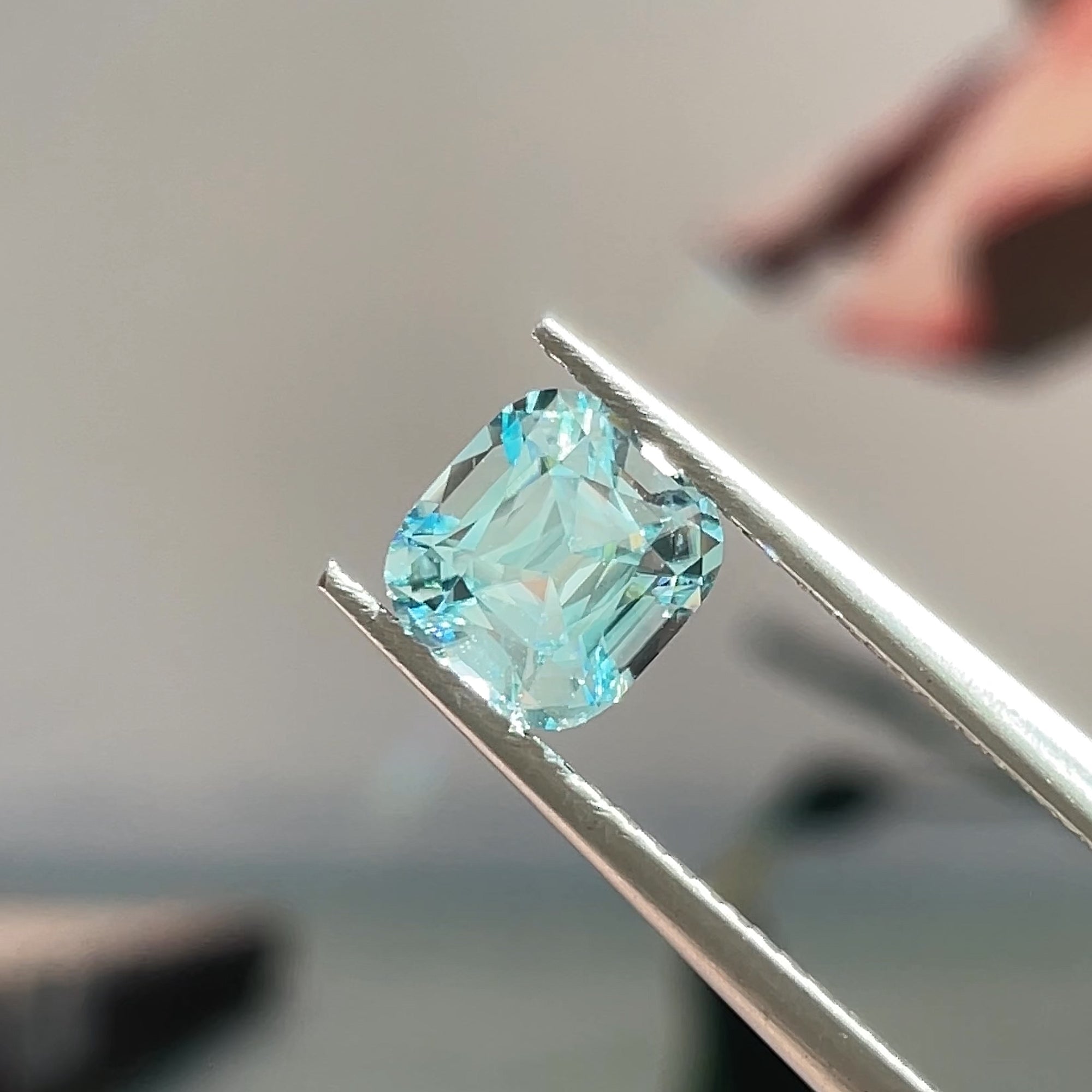2.06 ct Icy Blue Zircon from Cambodia, precision cut, face-up, view 9