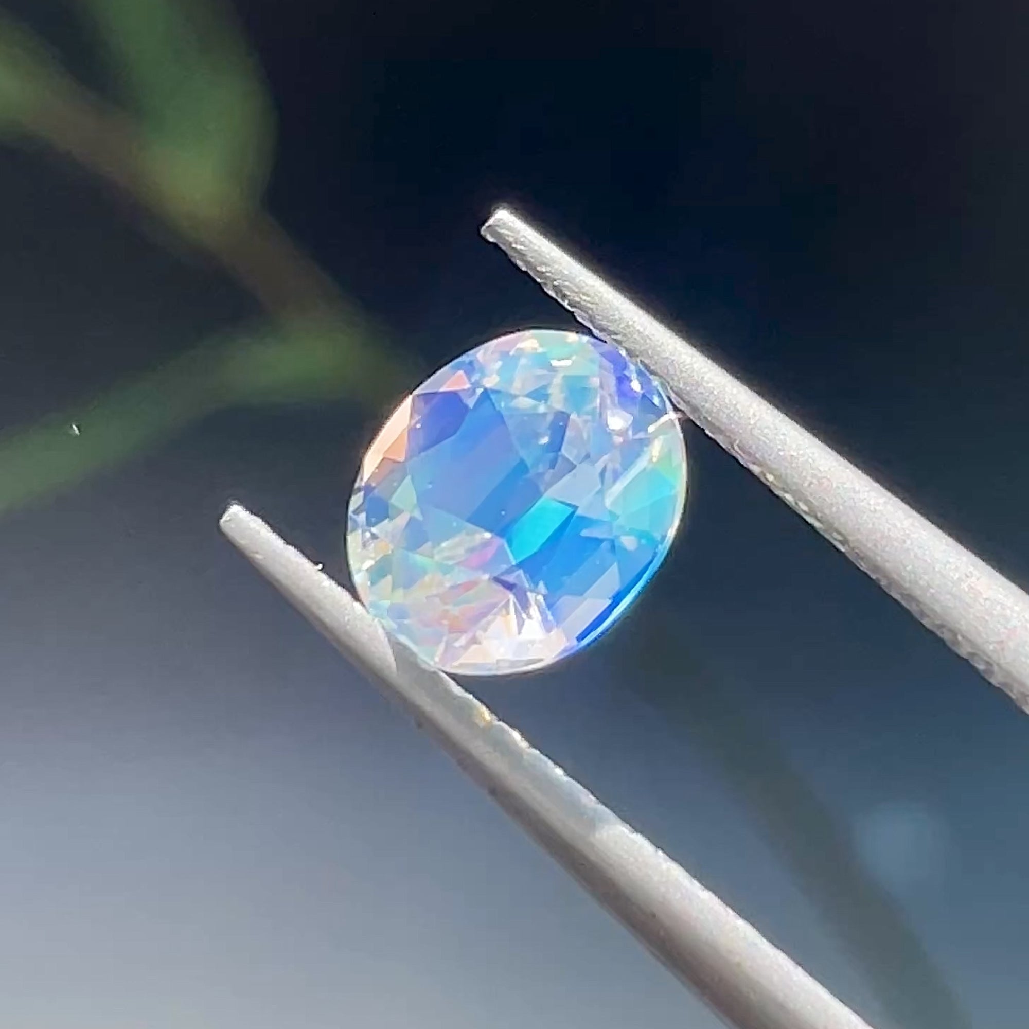 1.16 ct Rainbow Moonstone from Madagascar, precision cut, view 5
