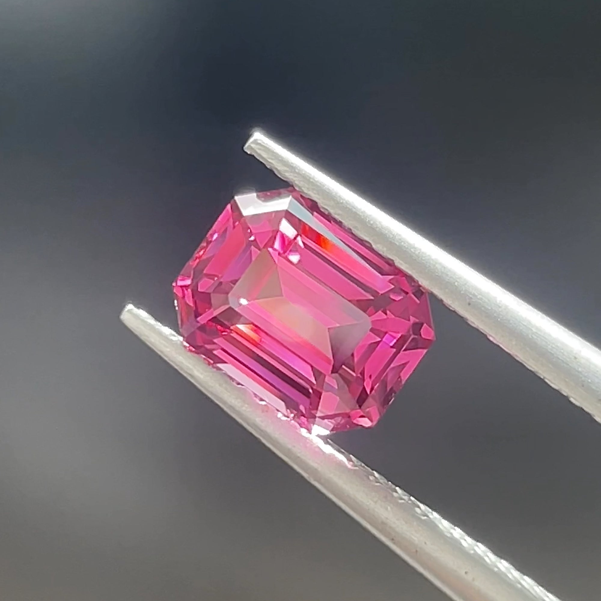2.0 ct Purplish Pink Spinel from Tanzania, precision cut, face-up, view 12