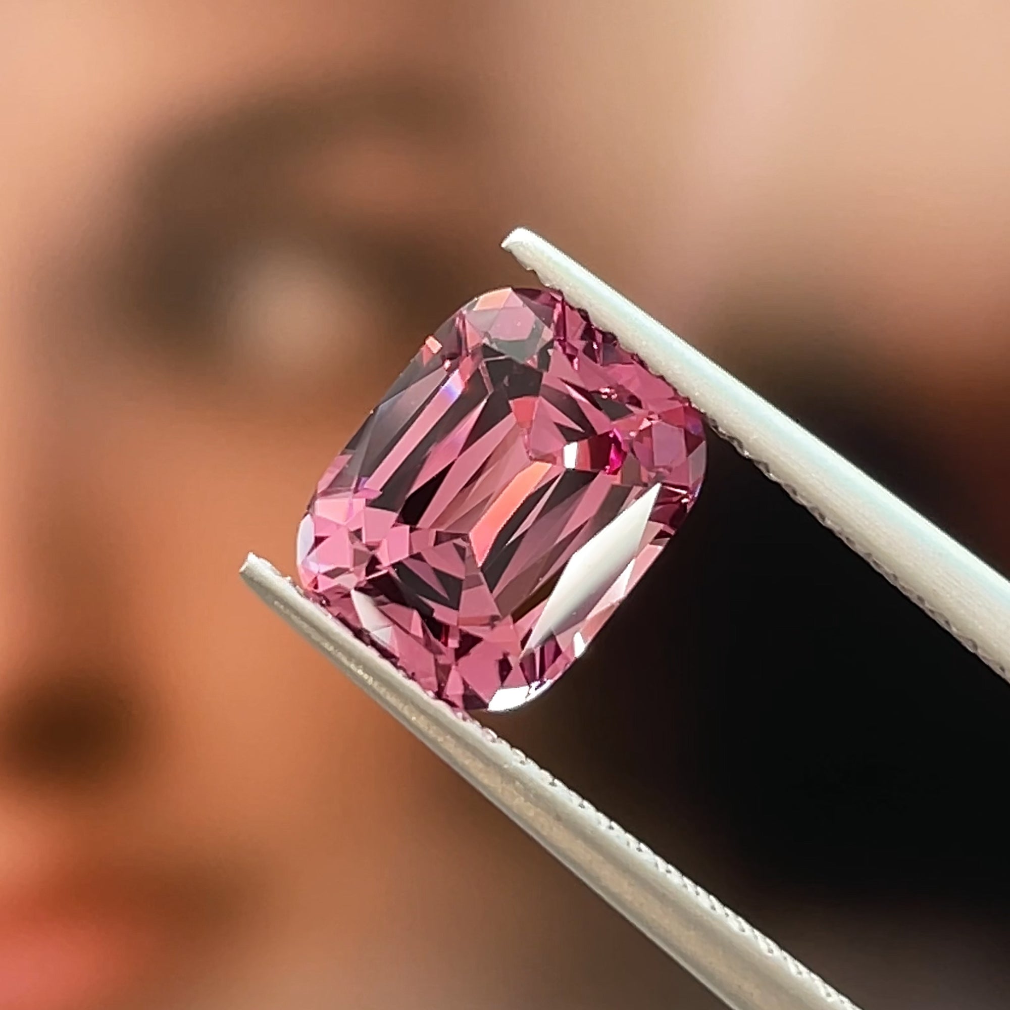3.40 ct Mahenge Garnet From Tanzania, precision cut, face-up, view 10