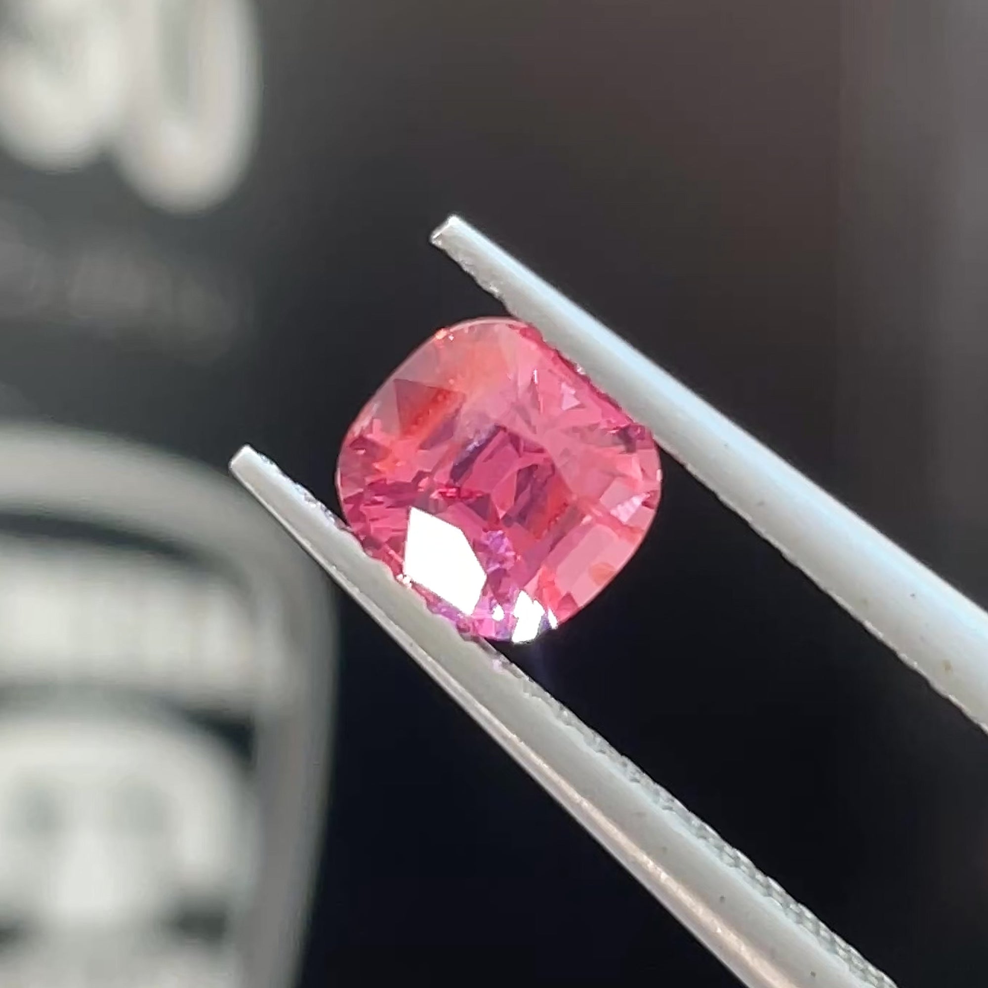 1.14 ct Orangey Pink Mahenge Spinel from Tanzania, precision cut, face-up, view 10
