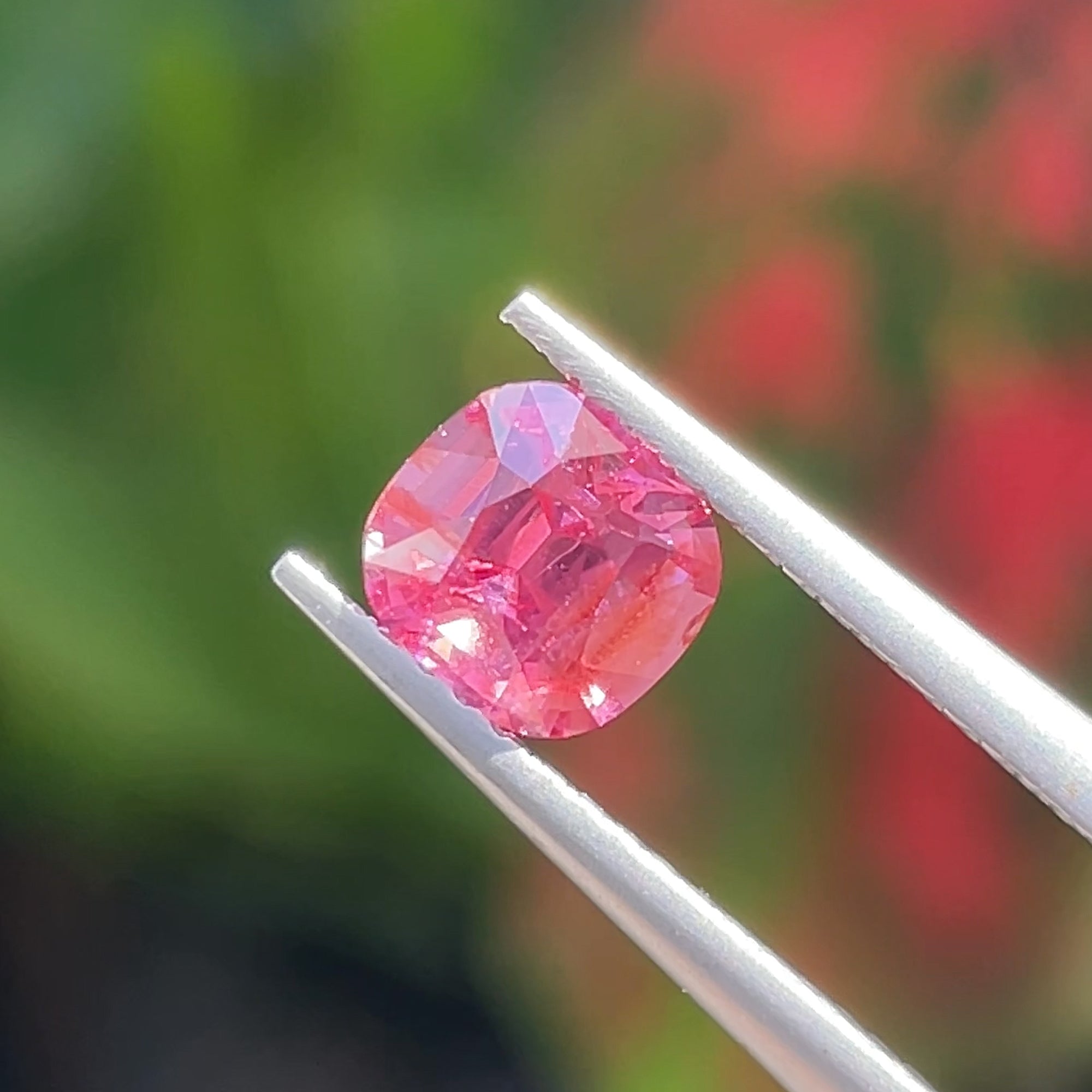 1.14 ct Orangey Pink Mahenge Spinel from Tanzania, precision cut, face-up, view 16
