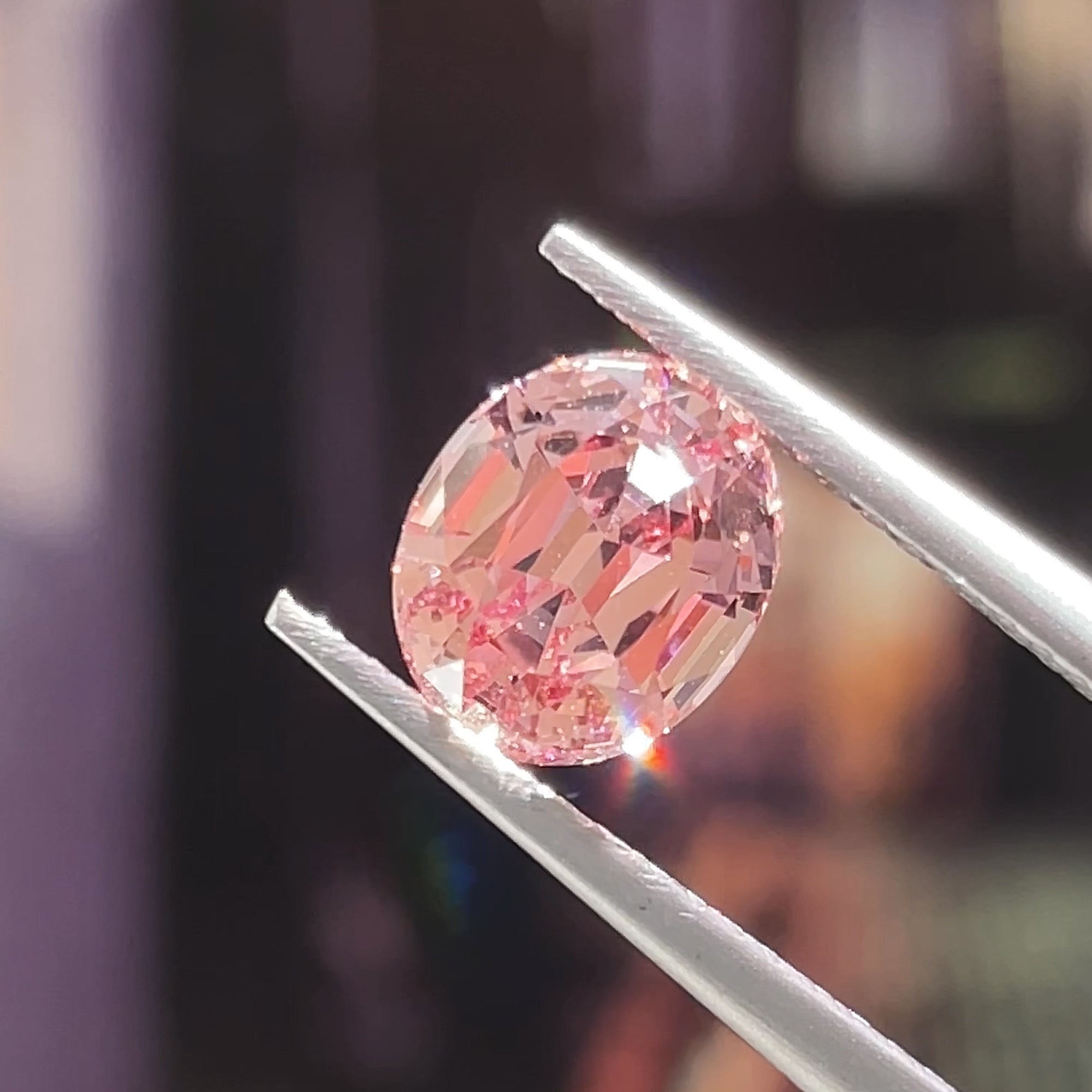 2.08 ct Sunset Rosé Mahenge Garnet, precision cut, view 19