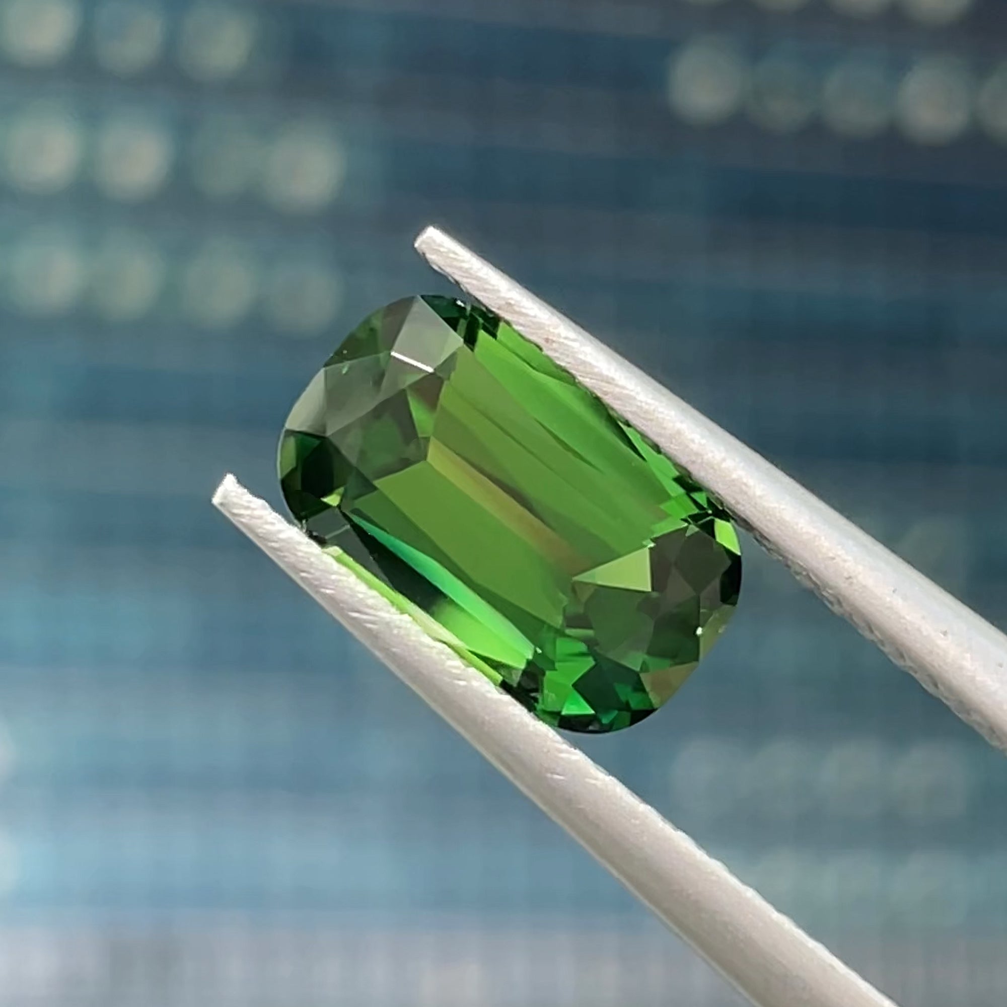 1.82 ct Chrome Tourmaline from Tanzania, precision cut, view 10