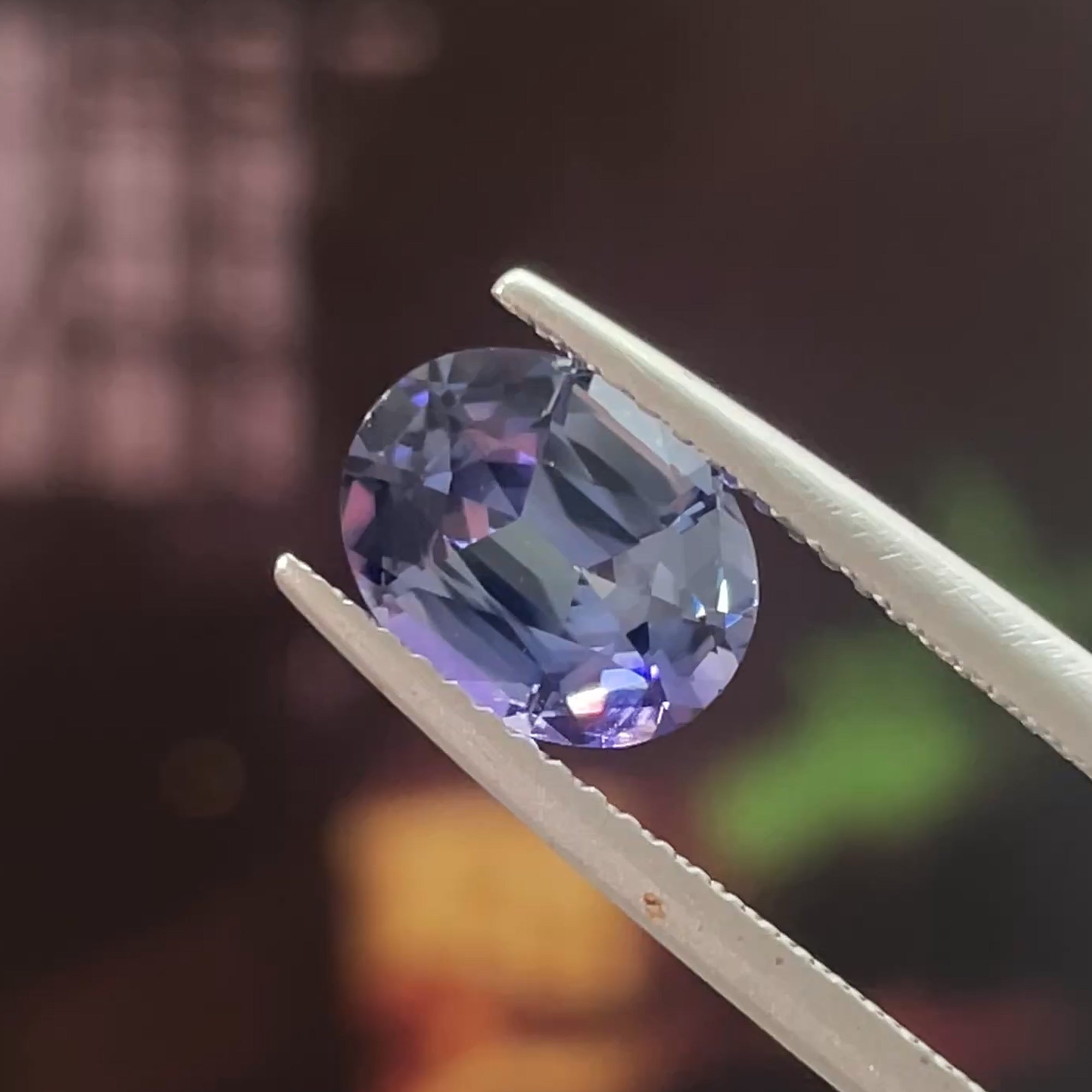 1.82 ct Unheated Peacock Tanzanite 🇹🇿