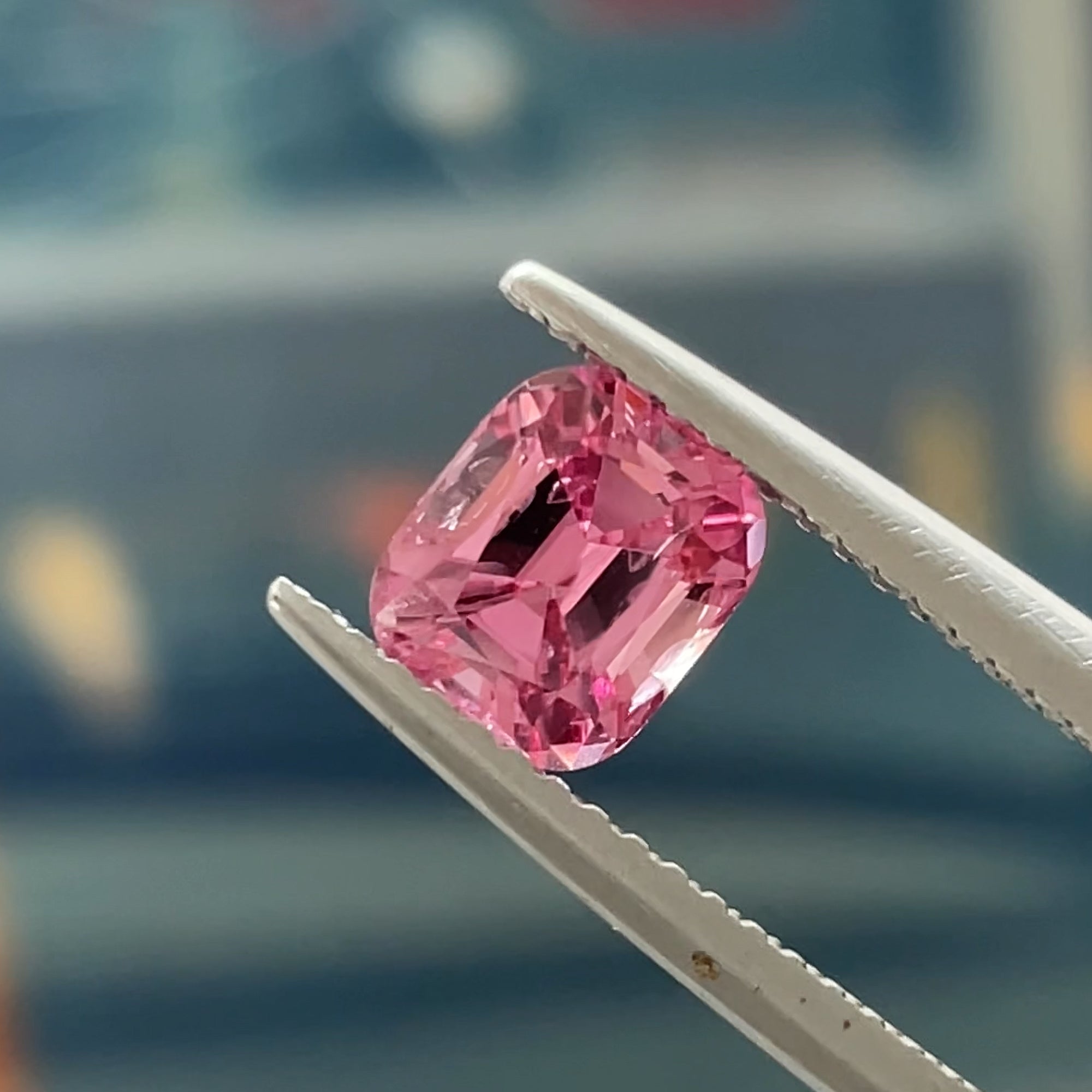 1.35 ct Pink Mahenge Spinel from Tanzania 🇹🇿