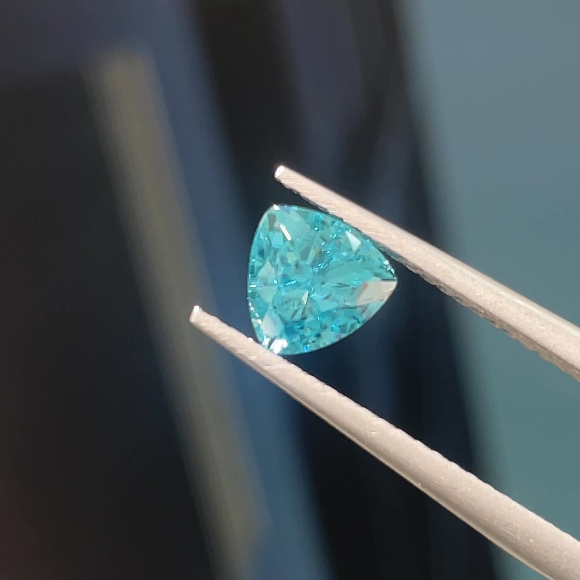 1.55 ct Blue Zircon from Cambodia 🇰🇭