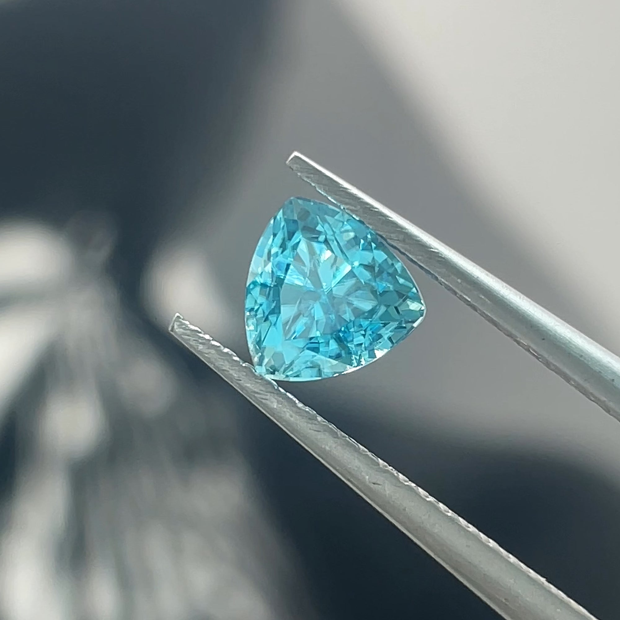 1.55 ct Blue Zircon from Cambodia 🇰🇭