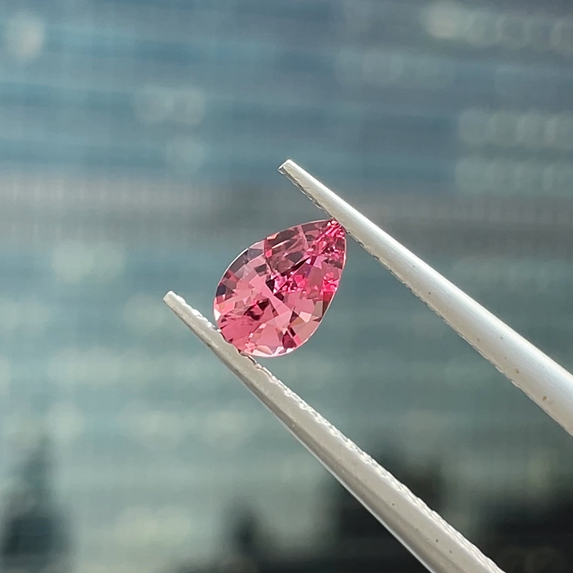 0.67 ct Purplish Pink Malaya Garnet