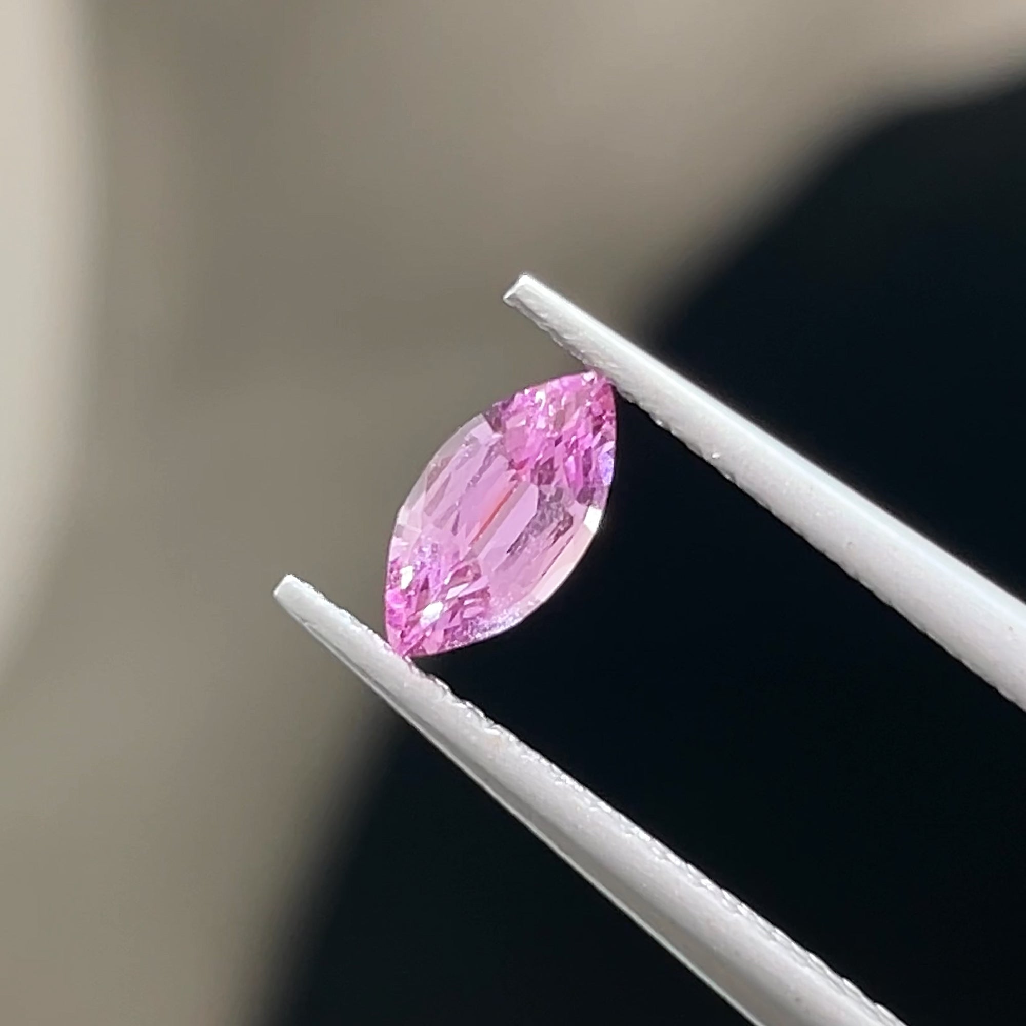 0.41 ct Unheated Pink Sapphire from Madagascar 🇲🇬