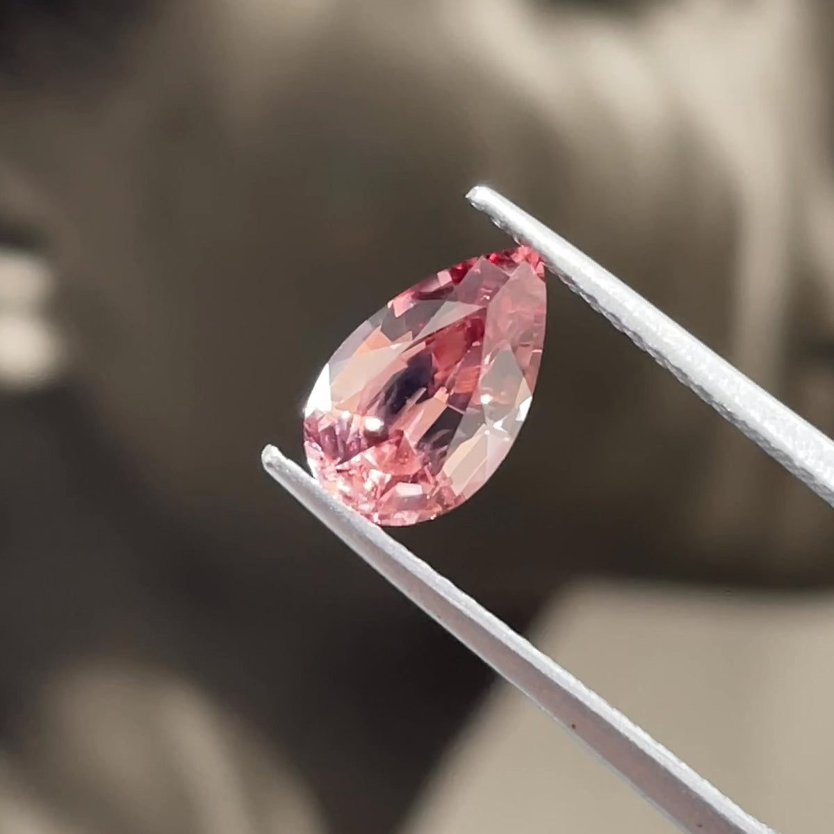 1.93 ct Unheated Pink Zircon from Mozambique 🇲🇿