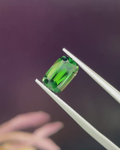 1.82 ct Chrome Tourmaline from Tanzania, precision cut, view 4