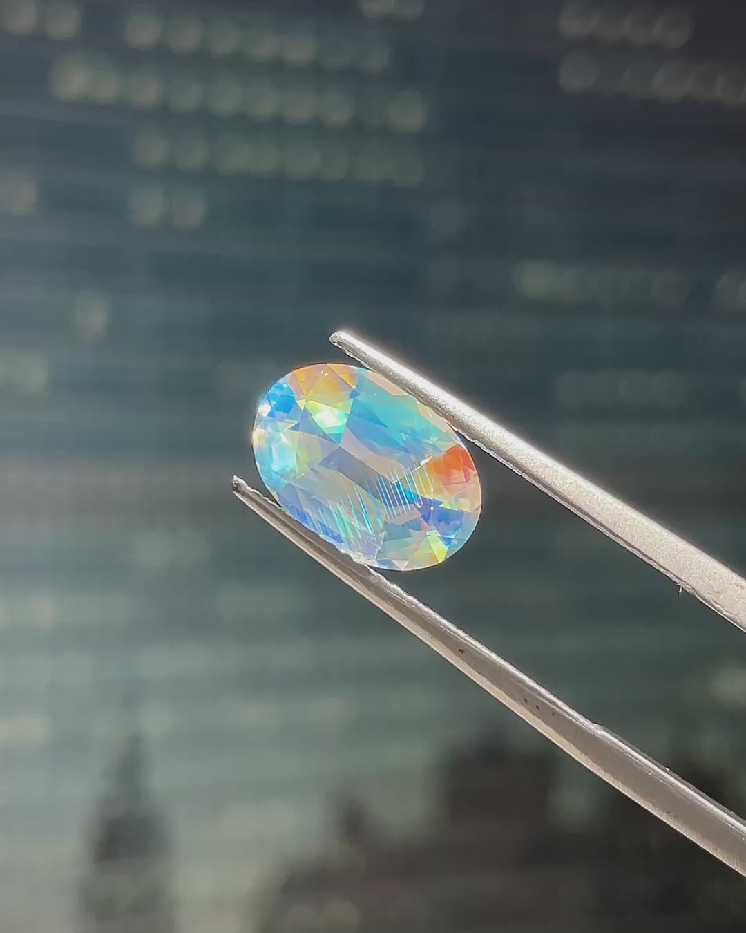 2.22 ct Rainbow Moonstone from Madagascar, precision cut, face-up, view 6