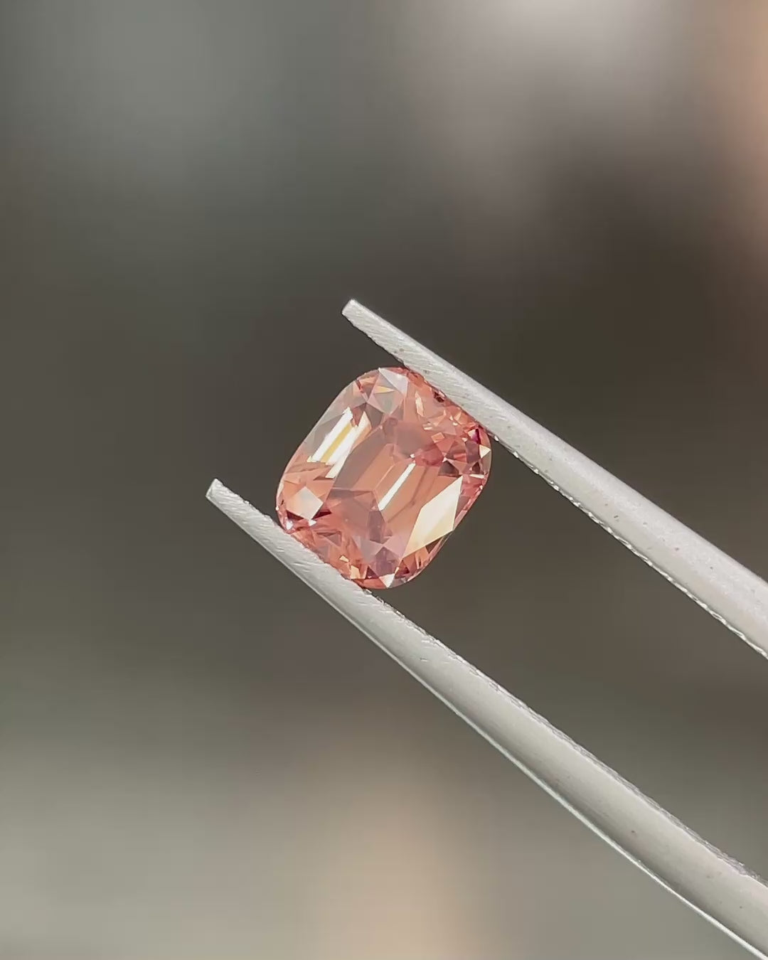 1.80 ct Unheated Peachy Pink Zircon from Mozambique, precision cut, view 5