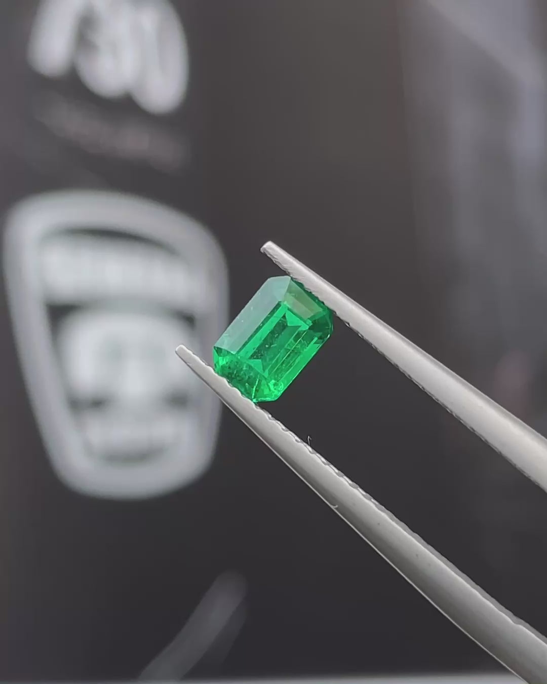 0.54 ct Top Green Emerald from Zambia