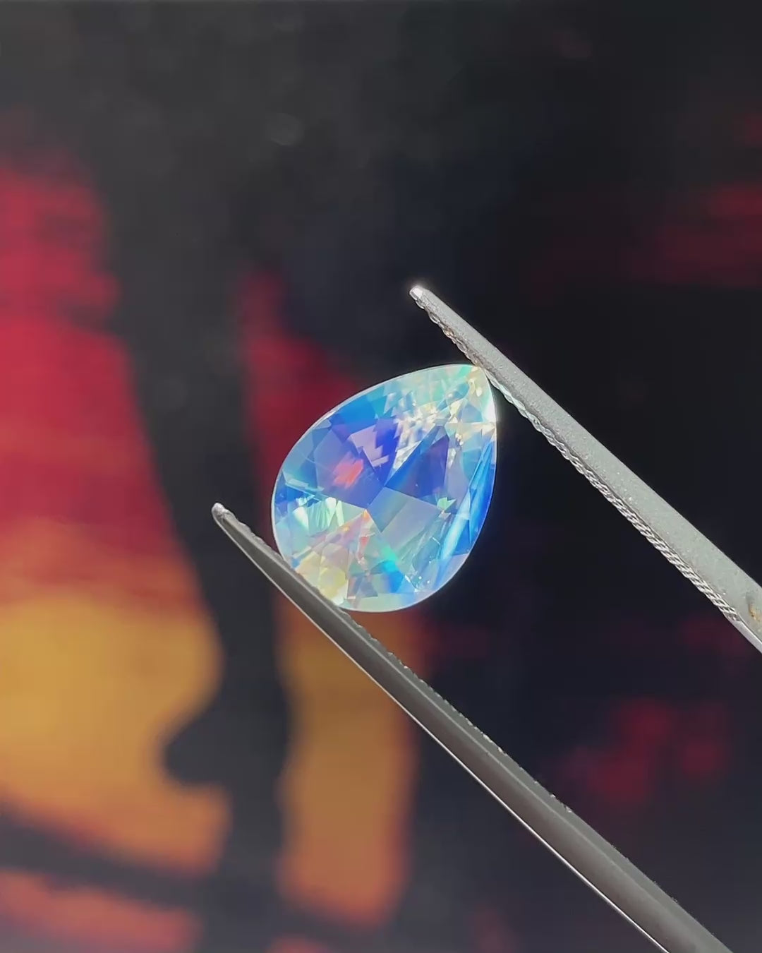 2.89 ct Rainbow Moonstone from Madagascar 🇲🇬, Precision Cut, view 1
