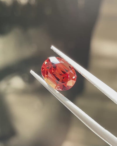 1.93 ct Orangey Red Malaya Garnet from Umba, precision cut, view 5