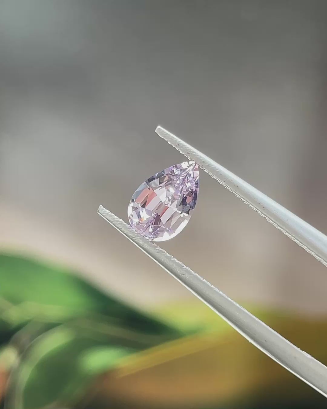 0.92 ct Wisteria Spinel from Tanzania, precision cut, face-up, view 2