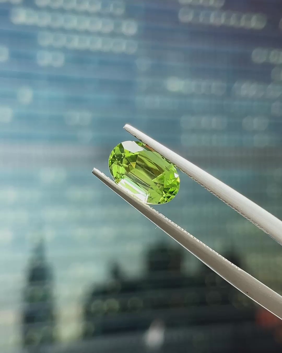 1.57 ct Apple Green Peridot from Pakistan, precision cut, face-up, view 2