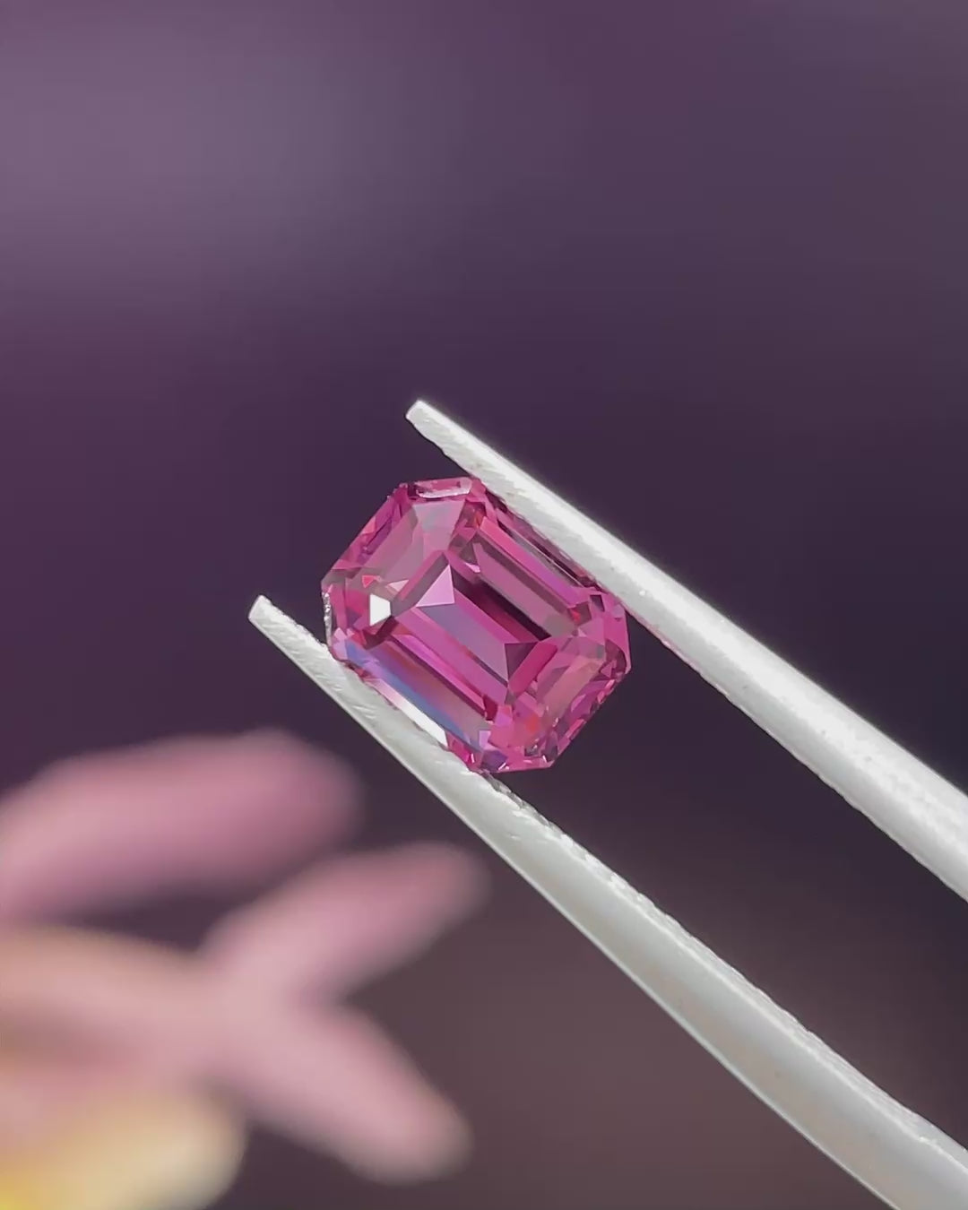 2.0 ct Purplish Pink Spinel from Tanzania, precision cut, face-up, view 4