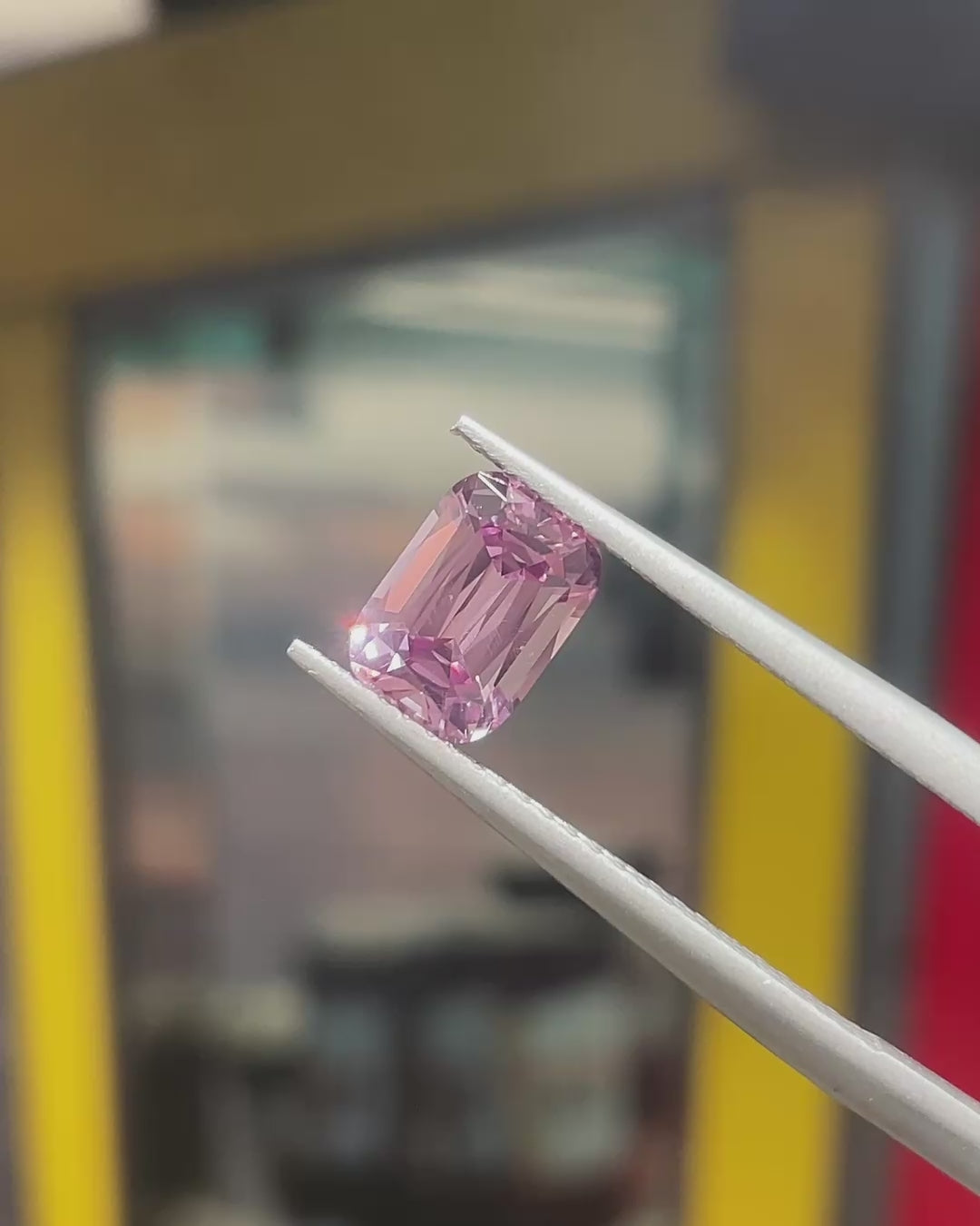 1.39 ct Mauve Pink Spinel from Mahenge 🇹🇿, Precision Cut, view 1