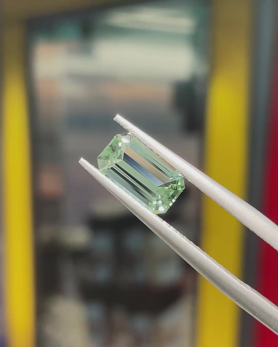 1.17 ct Mint Tourmaline from Congo, precision cut, view 7