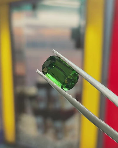 1.82 ct Chrome Tourmaline from Tanzania, precision cut, view 3