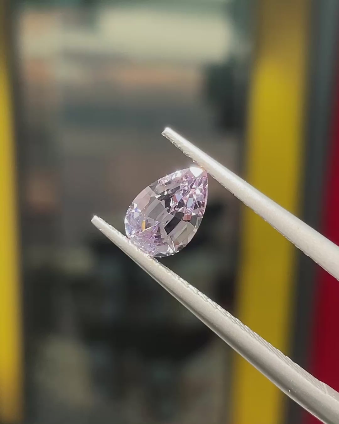 0.92 ct Wisteria Spinel from Tanzania, precision cut, face-up, view 1