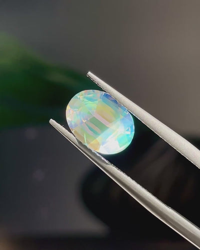 2.21 ct Rainbow Moonstone from Madagascar, precision cut, face-up, view 7