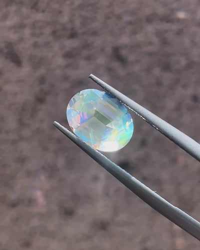 2.21 ct Rainbow Moonstone from Madagascar, precision cut, face-up, view 6