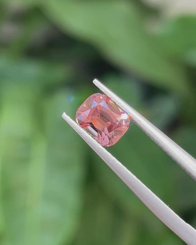 1.80 ct Unheated Peachy Pink Zircon from Mozambique, precision cut, view 3