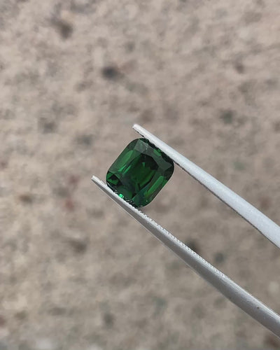 1.57 ct Rich Green Chrome Tourmaline from Tanzania, precision cut, face-up, view 4
